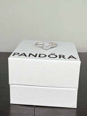 Pandora Silver Heart Halo Ring in White CZ